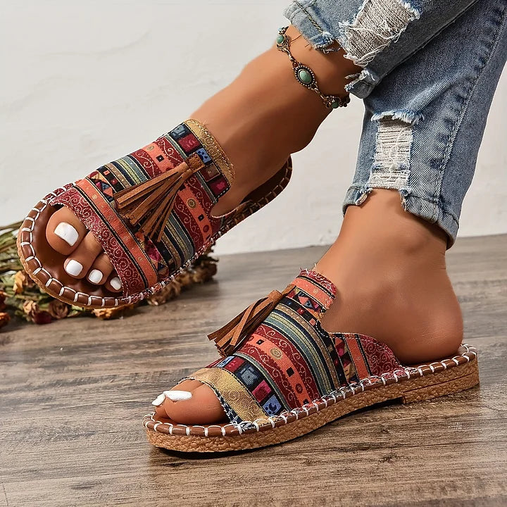 Platte, gevoerde sandalen voor dames