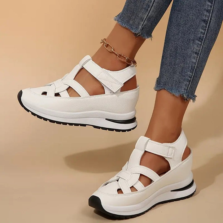 Gesloten sandalen voor dames met bandjes