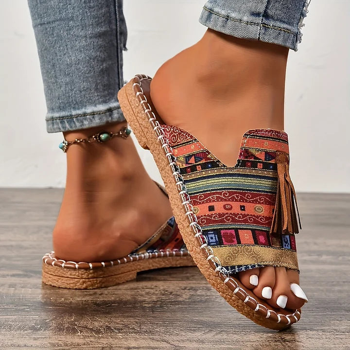 Platte, gevoerde sandalen voor dames