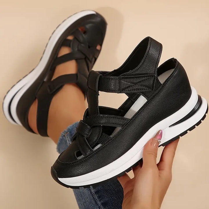 Gesloten sandalen voor dames met bandjes