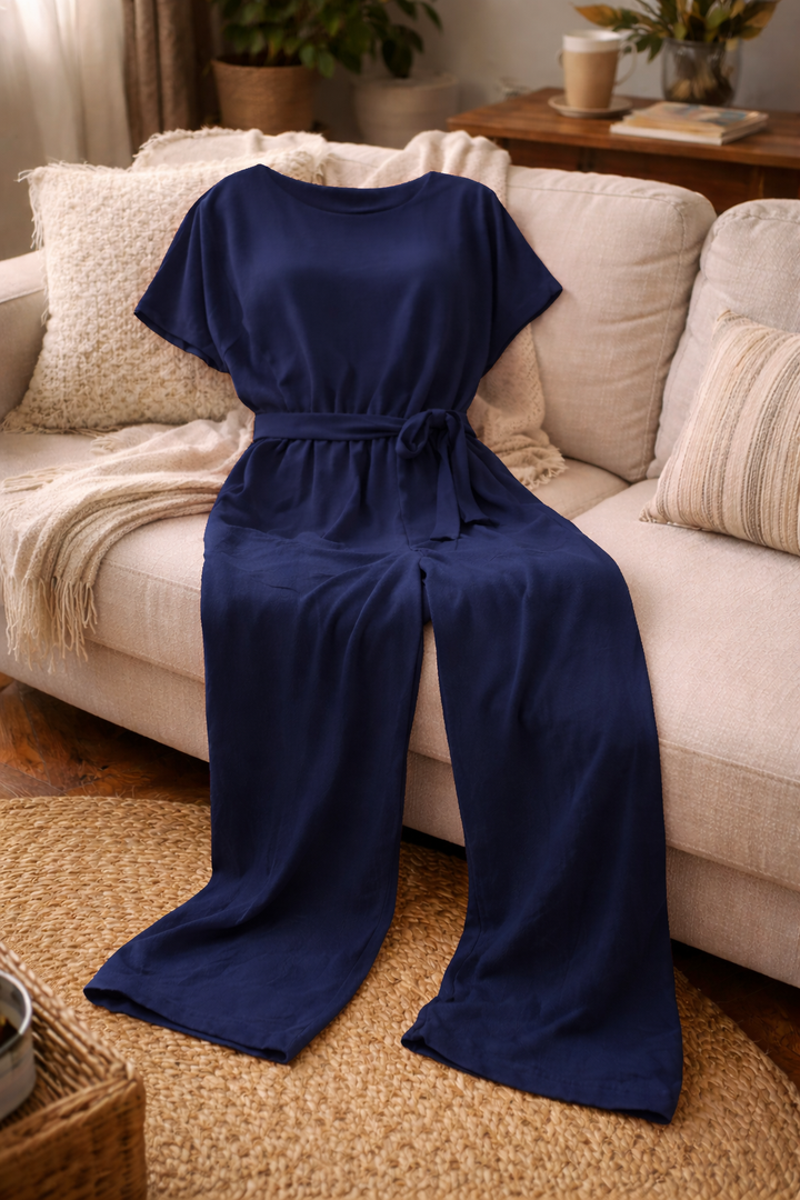 Damesjumpsuit met wijde pijpen en riem