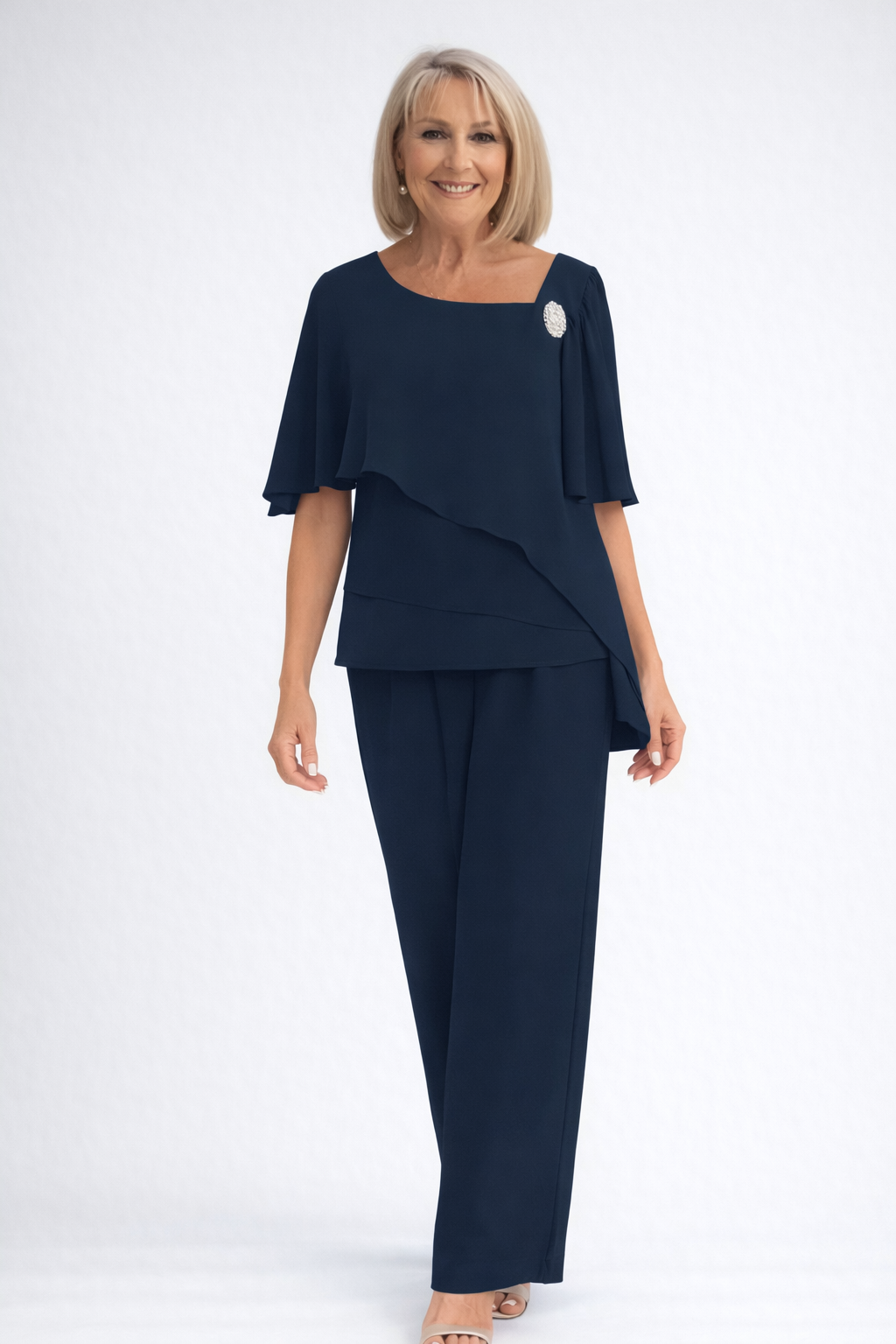 Elegante damesset bestaande uit blouse en broek