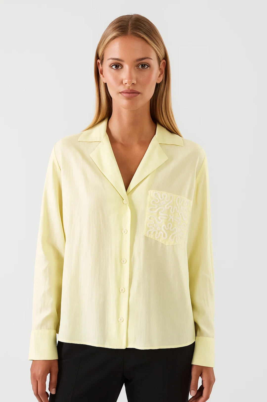 Minimalistische Blouse met Kraag en Relaxte Pasvorm