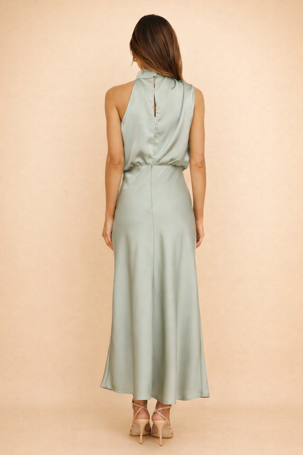 Elegante midi-jurk met één schouder
