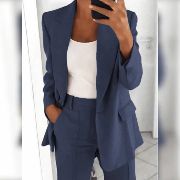 Elegant damespak met jasje en broek
