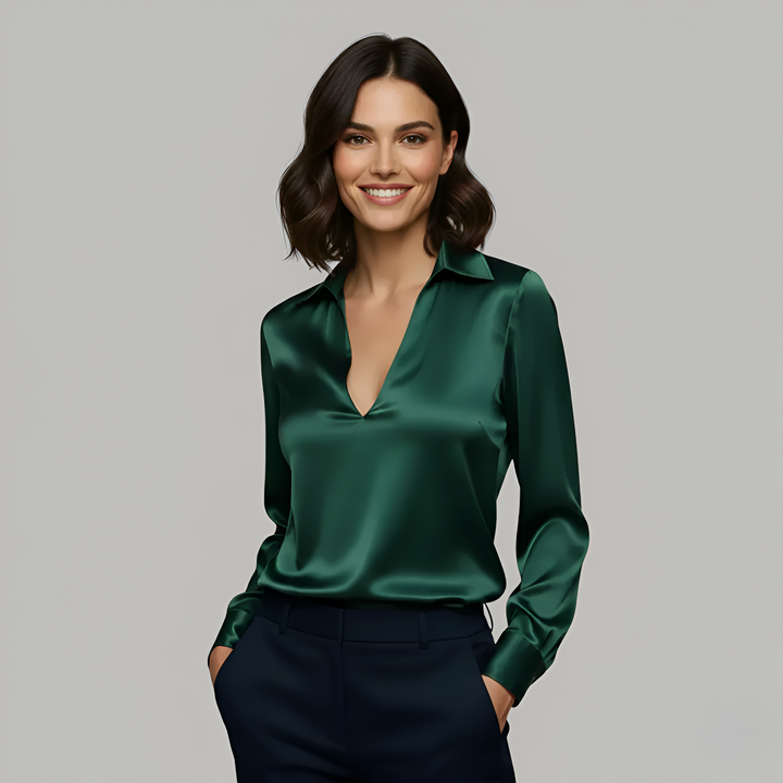 Damesblouse van satijn met diepe v-hals en lange mouwen