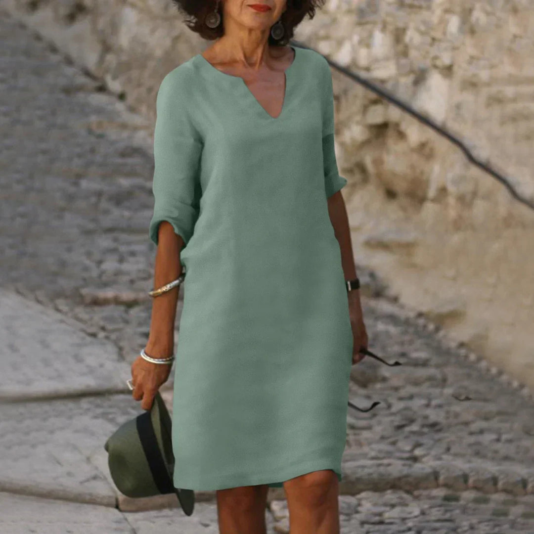 Elegante mini-jurk voor dames met v-hals