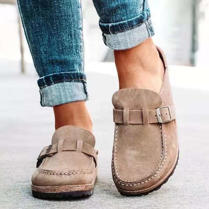 Casual instapsandalen voor dames met decoratieve gesp