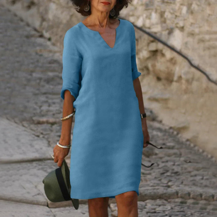 Elegante mini-jurk voor dames met v-hals