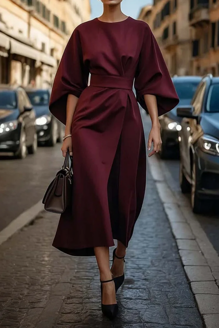 Elegante jurk met lantaarnriem