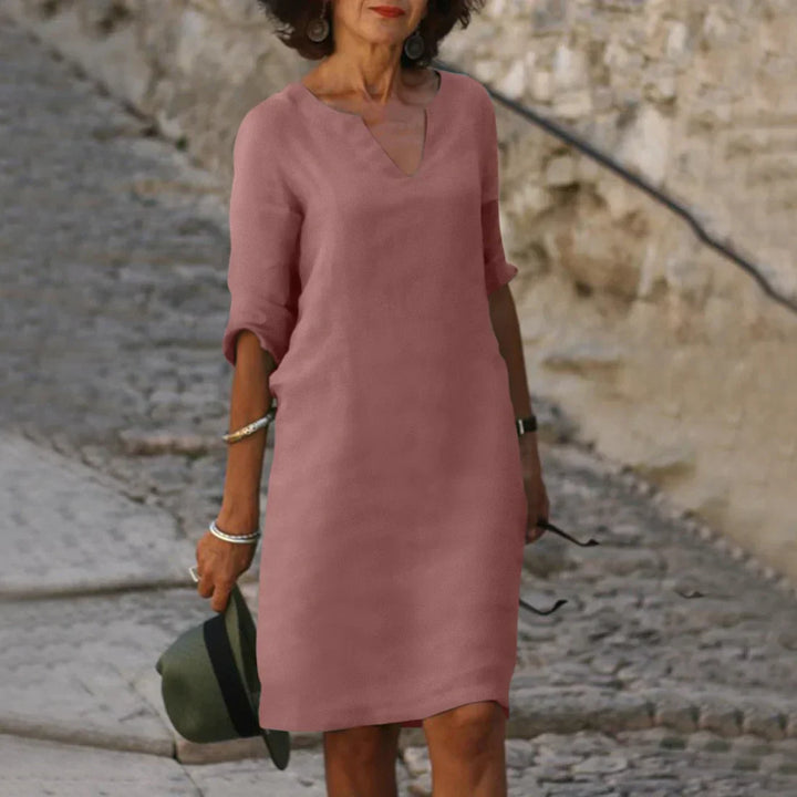Elegante mini-jurk voor dames met v-hals