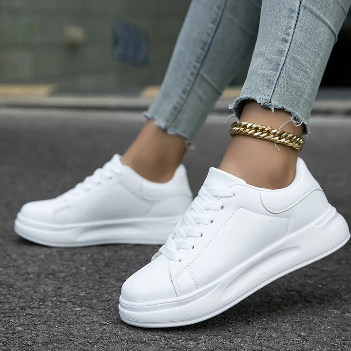 Pure comfort witte sneakers