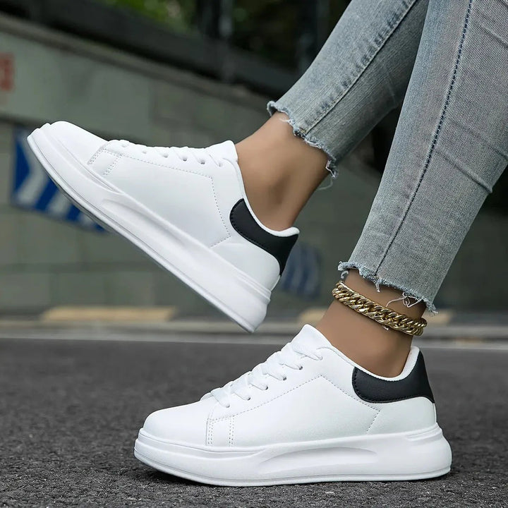 Pure comfort witte sneakers