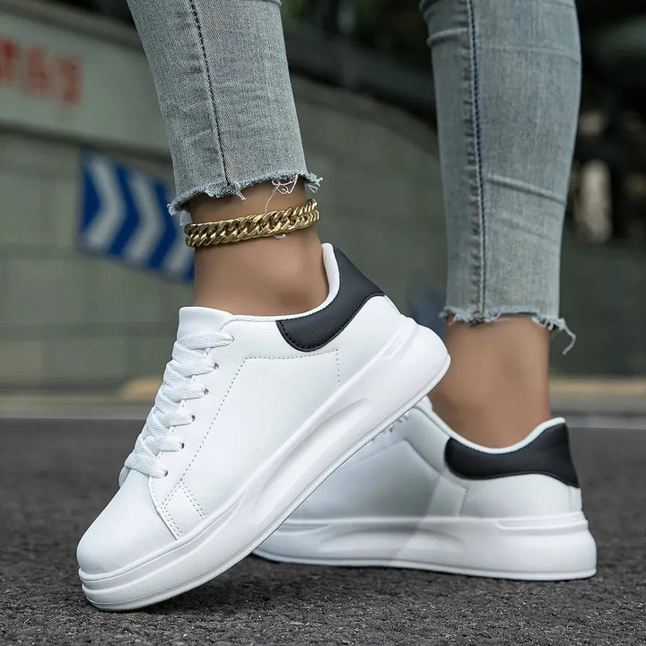 Pure comfort witte sneakers