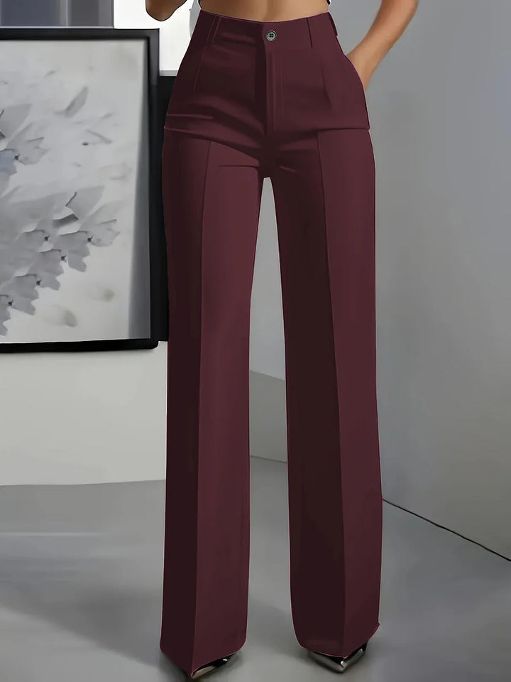 Damesbroek met wijde pijpen en hoge taille